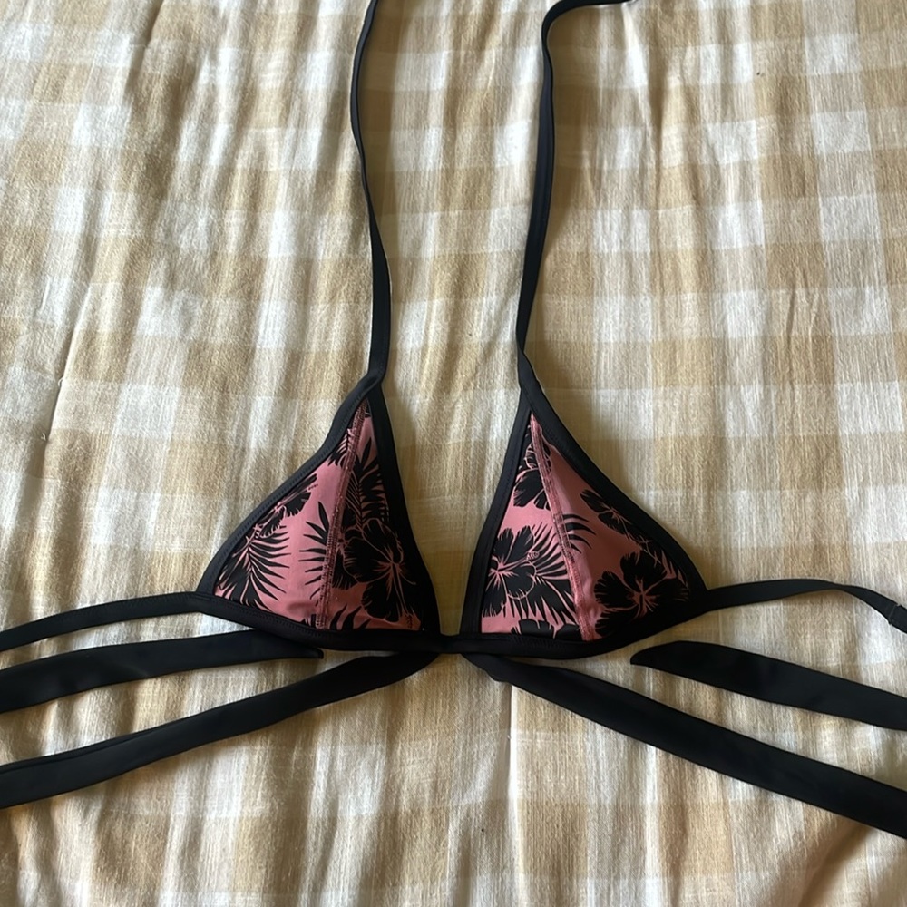 Bikini top